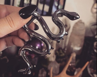 ヘビのヘアクリップ