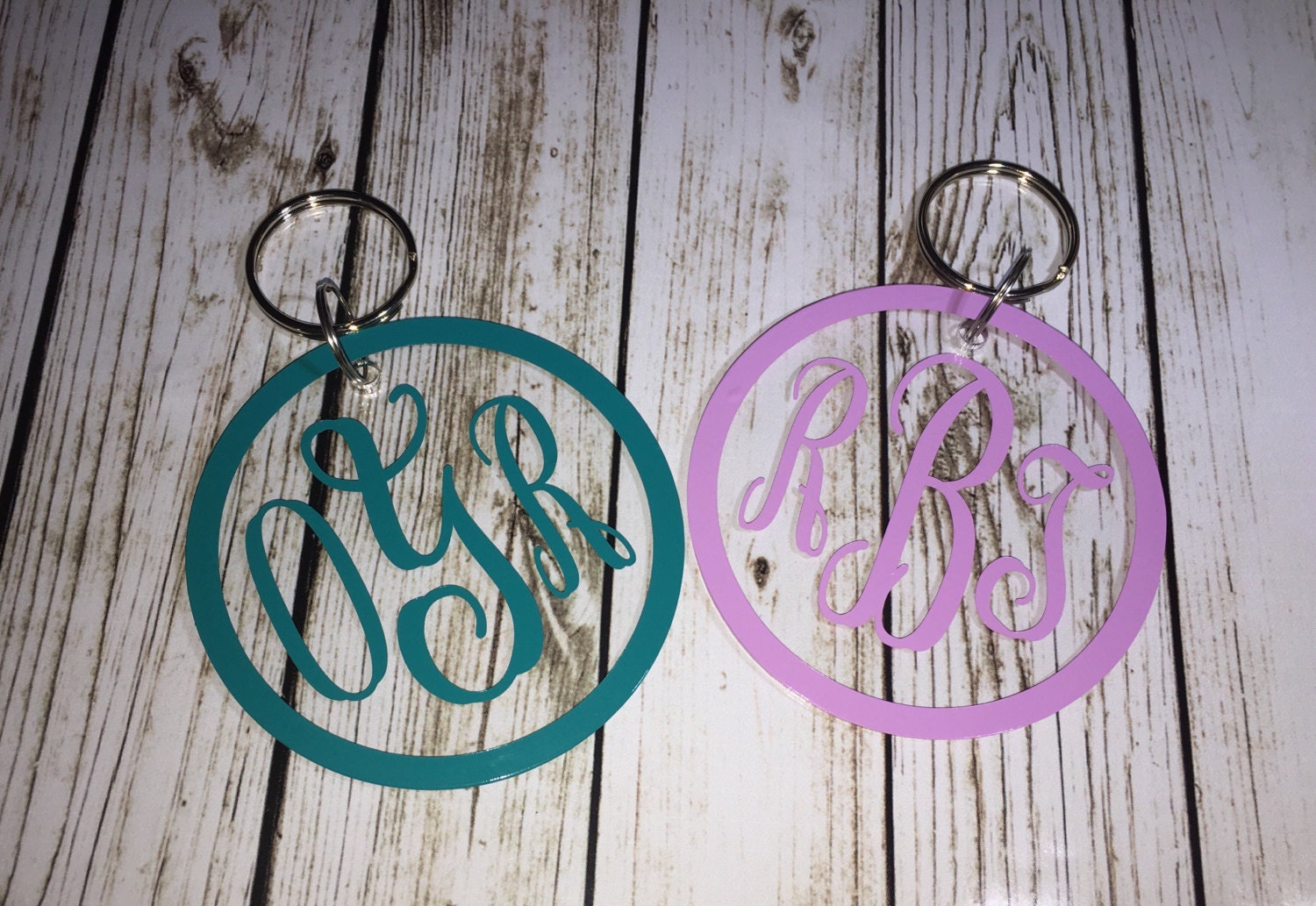 Monogram keychain / Glitter Monogram Keychain / circle