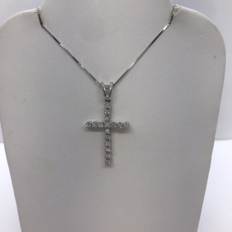 1 3 Carat 16 Diamond Cross Pendant On Chain 14k White Gold 0 31 Ctw - 1 Carat Diamond Cross Pendant 1 3 Carat 16 Diamond Cross Pendant On Chain 14k White Gold 0 31 Ctw - 1 Carat Diamond Cross Pendant