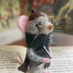 Needle felted small gray mouse with acorn cap and wool scarf, dollhouse miniature animals, forest friend gift, wool mice, storybook creature
