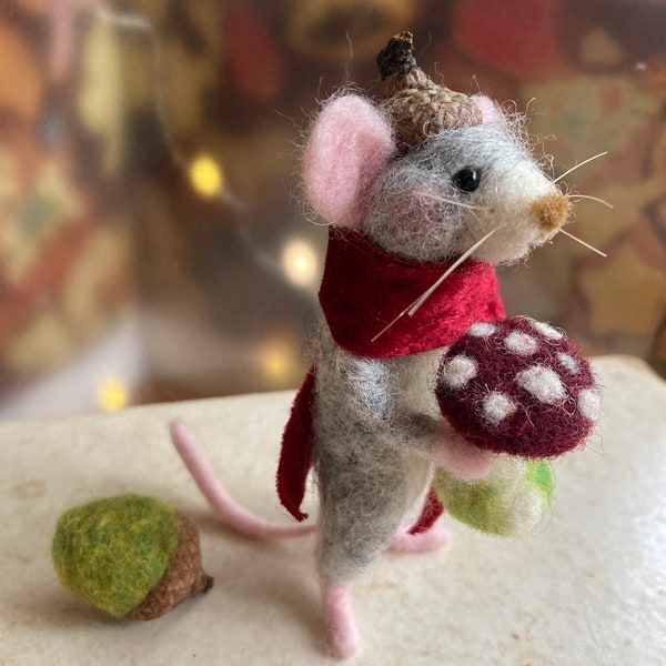 Needle felted small gray mouse with acorn cap and velvet scarf, miniature animals, forest friend gift, wool mice, storybook creature