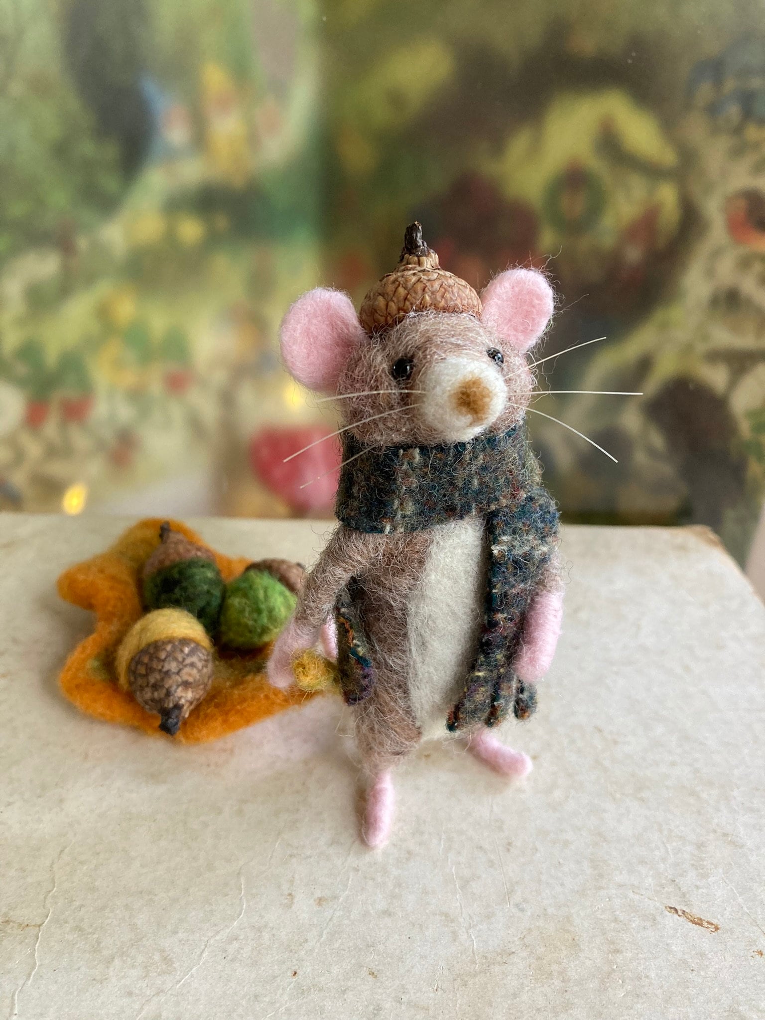 Needle felted mouse with autumn leaf, acorns, cap and scarf, felted wool animal