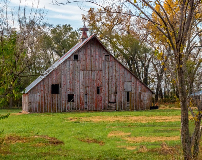 Autumn Barn, Spring Barn Photo, Country Decor, Wall Art, Old Barn Photography, Nebraska Farm, Spring Farm Decor, Country Landscape, sun