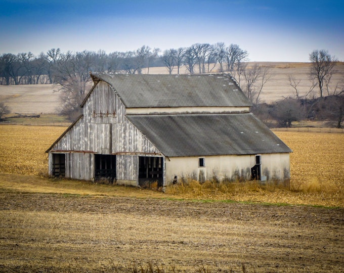 3 Door Grey Barn - Fall White Barn Photo, Farm Decor, Farm Art, Old Barn Photography, Nebraska Farm, Old Decor, Decor, Country Decor