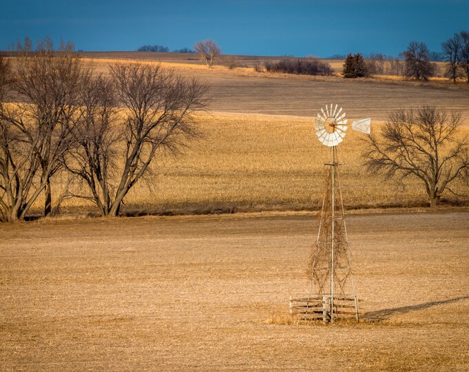 Lone Windmill at Sunset , Fall Country Windmill Photo, Country Decor, Wall Art, Windmill . Nebraska Farm, Winter Decor, Country Landscape