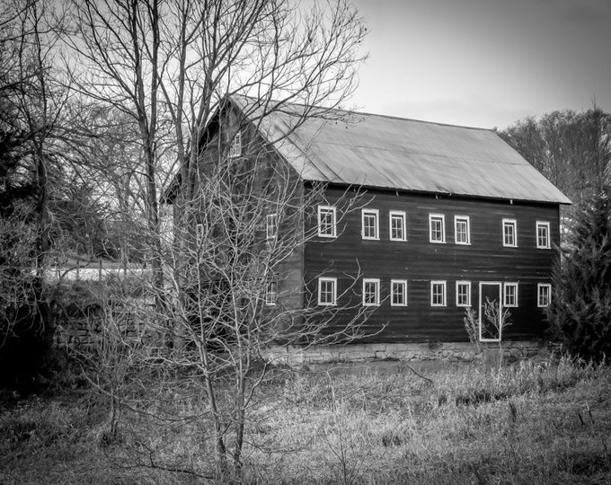 18 Window Red Barn Black and White - Fall Red Barn, Country Decor, Old Barn Decor, Nebraska Farm, Autumn Farm Decor, Farm Decor, Farm Art