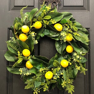 Magnolia and Lemon Wreath, Spring Wreath, Summer Wreath, Front Door Wreath, Wreath for Front Door, Wreath for Kitchen, Wreath With Fruit
