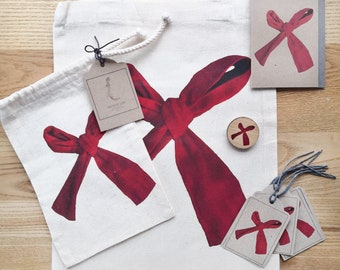 Red ribbon bow Christmas gift wrap set, Eco-friendly gift wrap