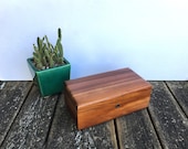 Vintage Lane Mini Cedar Chest -Lane Sample Chest-Small Wooden Cedar Chest-Mini Hope Chest-Cedar Box-Cohen Furniture-Peoria-Pekin-Bloomington