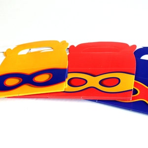 Superhero birthday, super hero party, super hero party favor box, super hero treat box, super hero gable box, superhero goodie box