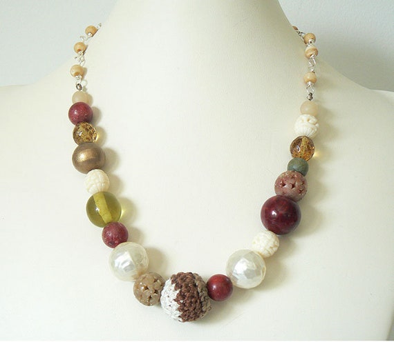 Vintage Large Bead Necklace Pearls, Crochet Bead, Car… - Gem