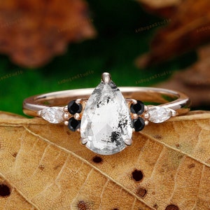 Anello di fidanzamento con diamante naturale Herkimer a forma di pera, anello a grappolo, anello nuziale con pietra preziosa nera, anello con diamante sale e pepe, anello per lei