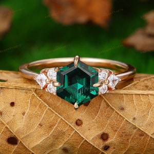 Vintage 7mm Hexagon Cut Emerald Engagement Ring,Anniversary Ring For Women,Cluster Ring,Promise Bridal Ring,Solid Rose Gold,Gift For Her