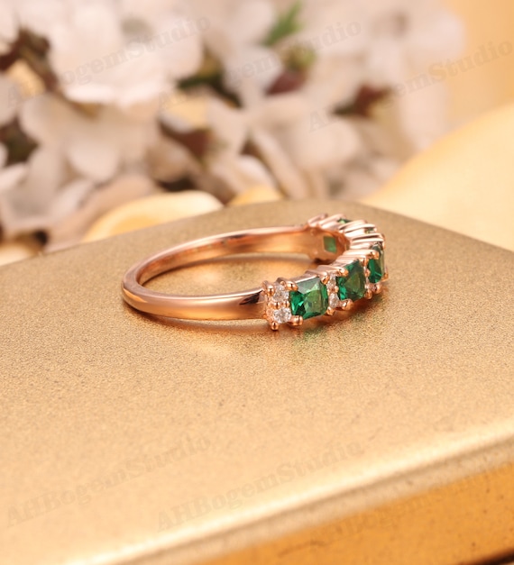 Women's emerald 2024 band rings