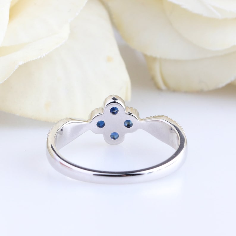 Natural 0.29CTW Blue Sapphire Female Ring,Vintage Engagement Ring,Promise Ring,Flower Design,14K Solid White Gold Ring,Gift for Lovers
