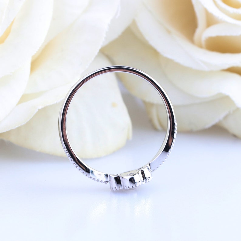 Natural 0.29CTW Blue Sapphire Female Ring,Vintage Engagement Ring,Promise Ring,Flower Design,14K Solid White Gold Ring,Gift for Lovers