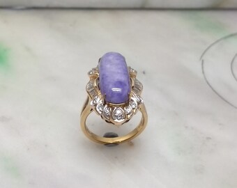 Anillo de jade de lavanda de diamante de oro amarillo de 18k
