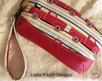 BLACK DOG Zipper Pouch Wristlet