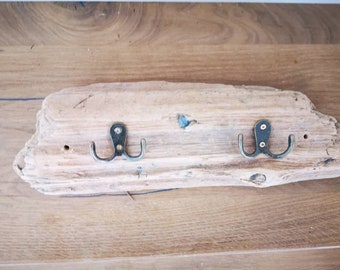 Wardrobe made of driftwood - 37 cm long