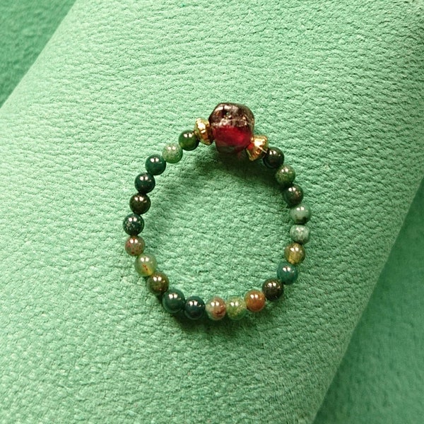 GREEN TARA ring /// natural Jade and Garnet bead ring / stretch ring