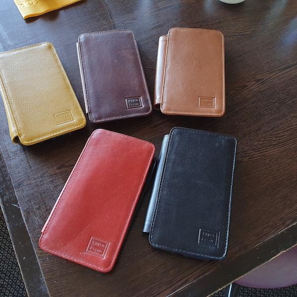 Handmade iPhone 6,7,8,SE Case Genuine Italian Vegetable Leather