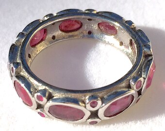 The Tudors Elizabethan style Anne Boleyn era Blood Red Ruby Full Band Ring (USA 8.75, UK R 1/2) - Truly Venusian