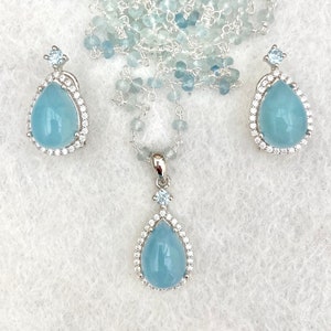 Aquamarine & Topaz with Sparkling Halo Cluster Pendant Necklace and Earrings Set - Truly Venusian