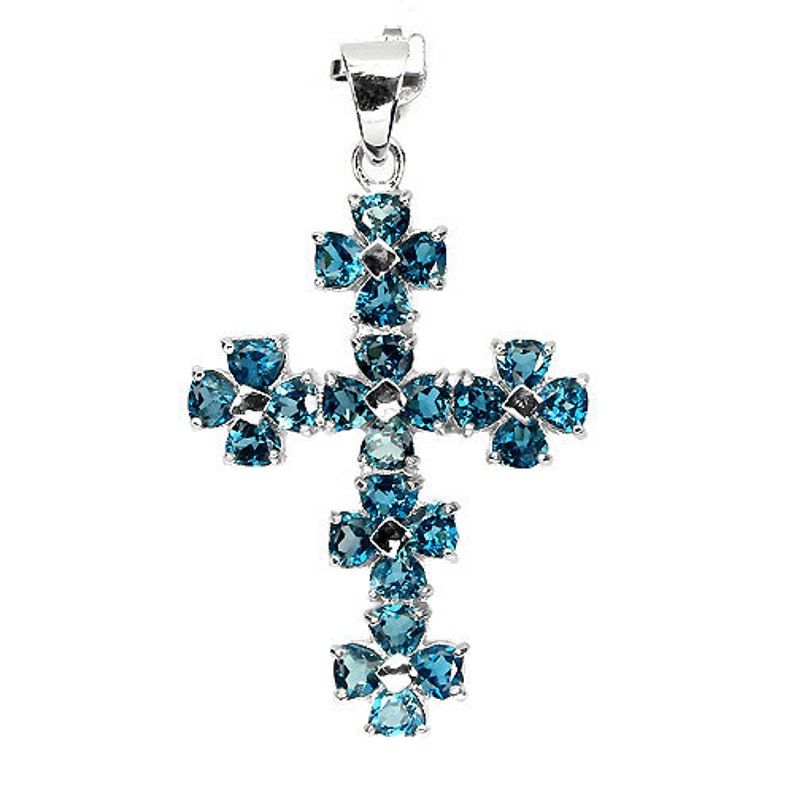 The Tudors Elizabethan Anne Boleyn White Gold Vermeil Topaz Baroque Tudor Rose Crucifix Pendant Necklace Truly Venusian