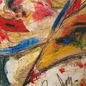 Op de afbeelding: Abstract schilderij in een kleurrijke, textuurrijke stijl. Het schilderij toont een close-up van een gezicht met een blauw oog en rode lippen. De handtekening van de kunstenaar, "Casullo", is zichtbaar in de rechterbenedenhoek.