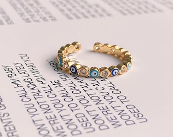 Adjustable evil eye gold ring