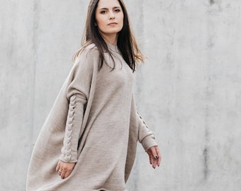 READY TO SHIP. Alpaca oversize sweater for women, wool cable knit top, light beige.