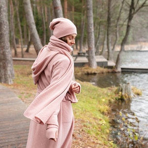Dusty rose cashmere scarf women. 100 percent pure pink long cashmere scarf. Christmas gift. Organic shawl, winter blanket scarf