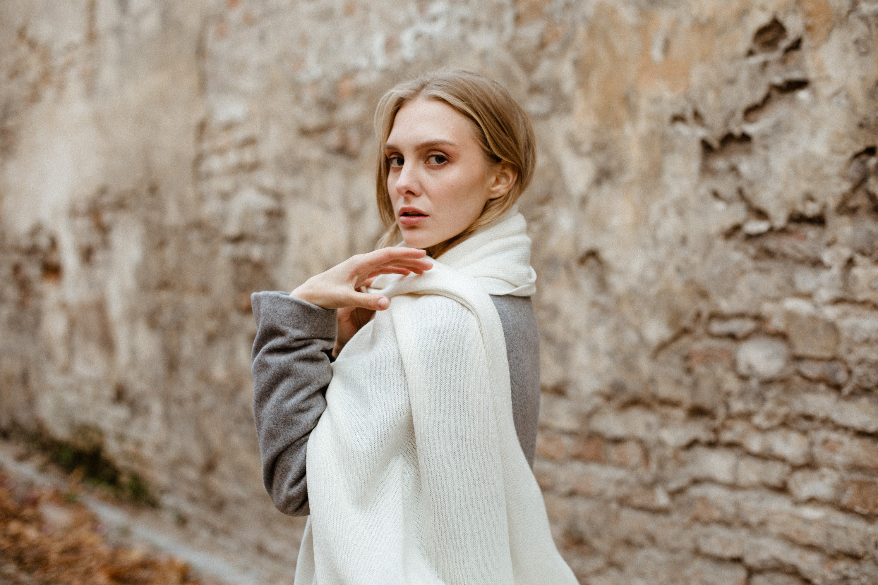 Ladies cashmere scarves sale online