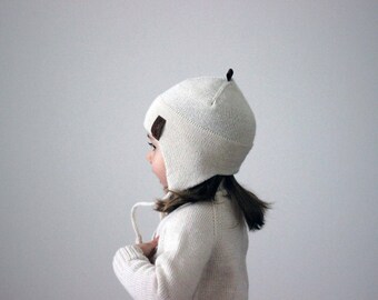 Alpaca Hat, Earflap Hat With Strings, Ear Cover Beanie, Gray White