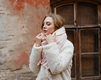 Pale Rose Cashmere Scarf Women. 100 Percent Pure Light Pink 