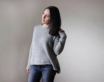 Alpaca Wool Oversized Sweater - Women's Pullover in Light Beige, Gray, White, and Black - Modern Knit Cardigan - Loose and Stylish Jumper