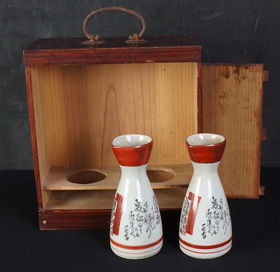 日本酒 伊酒屋 陶瓶箱 徳利1900年 九谷窯美術工芸品 - Etsy 日本