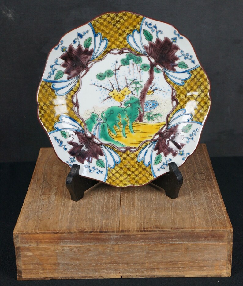 Vintage Japan Kutani ceramic plate 1950s craft kiln shops art