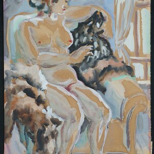 Puede incluir: Una pintura de acuarela de una mujer desnuda sentada en un sof&aacute; con un perro. La mujer tiene el pelo rojo y lleva una tela blanca alrededor de la cintura. El perro es negro y blanco y est&aacute; sentado en el regazo de la mujer. La pintura est&aacute; hecha en un estilo suelto con muchos trazos de pincel. El fondo es azul claro y blanco.