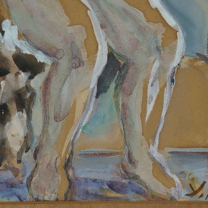Puede incluir: Una pintura abstracta de acuarela en tonos apagados de marr&oacute;n, azul y blanco. La pintura presenta varias figuras con miembros largos y delgados. La firma del artista, "Y. Inouye", es visible en la esquina inferior derecha.