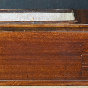 Japan brazier tea cabinet Naga-hibachi 1900&#39;s Tansu furniture