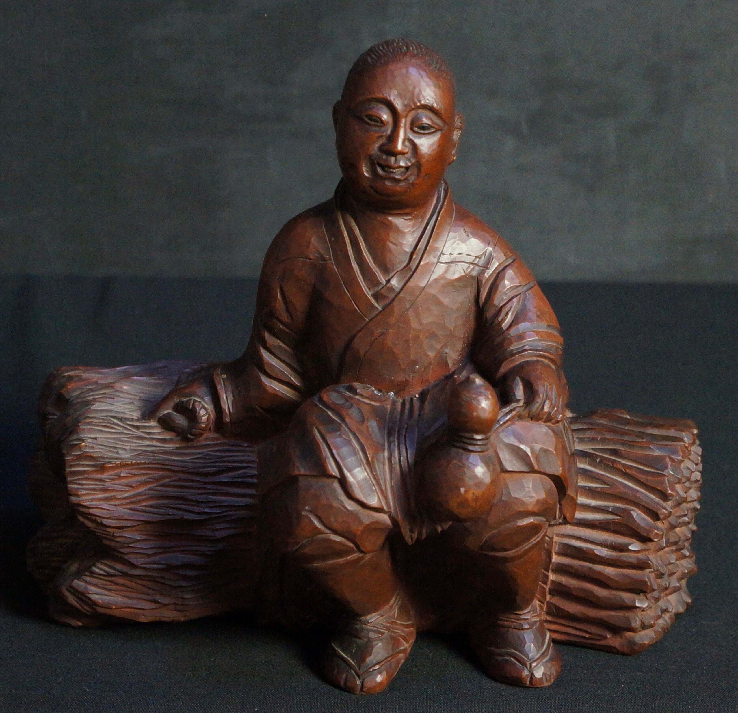 木彫り像　農夫座像 アンティーク 日本製 農夫の休息像 木彫り 1900年 - Etsy 日本