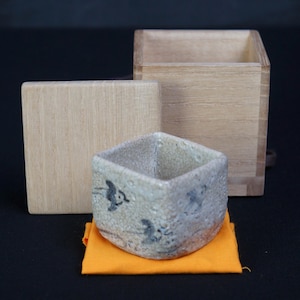 Japan Tea Shinoyaki ceramic Yunomi 1950 Chidori Sencha cup