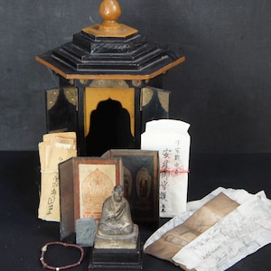 Antique Japan sculpture Butsuzo shrine 1900 Buddhist craft
