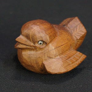 Japan Netsuke wood bird chick 1970 hand craft Japanese miniature