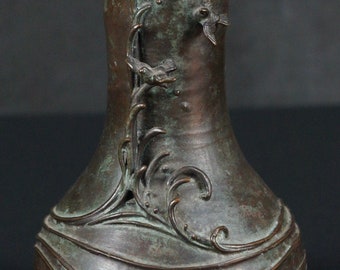 Antique Japan bronze Takabori flower vase 1930s lost wax art