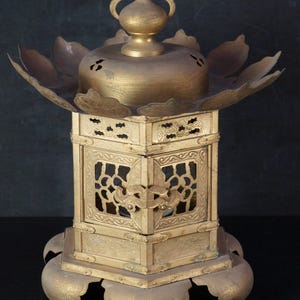 large Japanese Buddhist lantern Tsuridoro temple lamp 1900 bronze hand craft