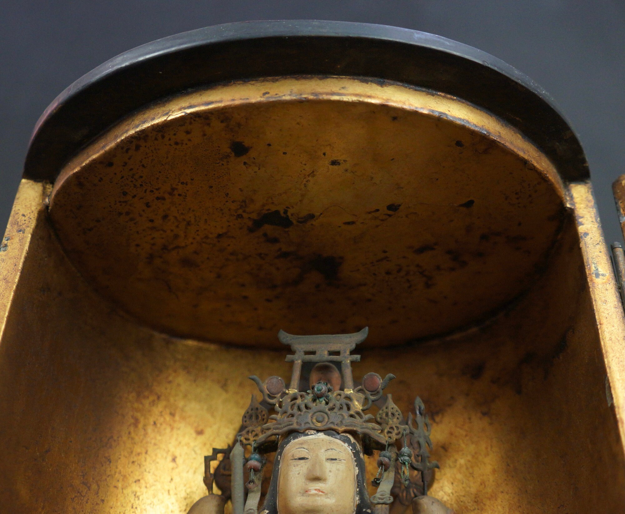 日本の古彫刻、密教仏教の神社、1750年頃、江戸時代中期の工芸品