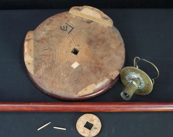 禅の日本製キャンドルスタンド 木と鉄 燭台 1900年 僧侶の詠唱ランプ