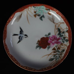 Antique Imari Japan ceramic plate 1880s hand made kiln craft